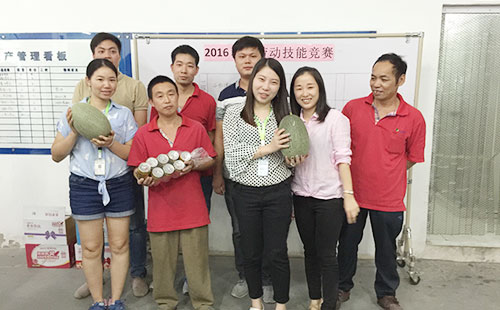 拧螺丝比赛 拧螺丝比赛