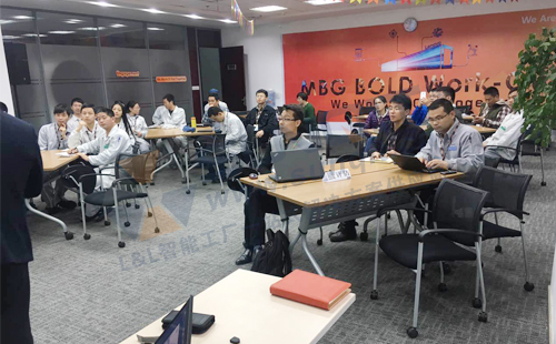 联想特邀兴千田“授课”低成本自动化 联想特邀兴千田“授课”低成本自动化