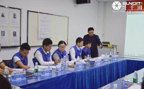 80届低成本智能自働化技能实操班圆满落幕. 80届低成本智能自働化技能实操班圆满落幕.