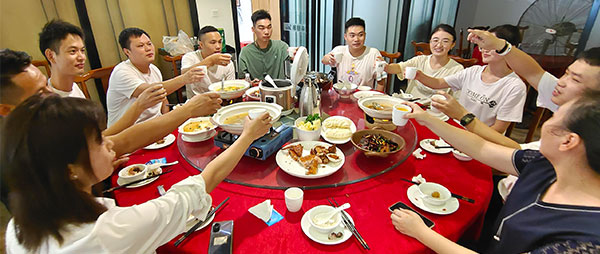 阳台山爱护环境公益活动 阳台山爱护环境公益活动