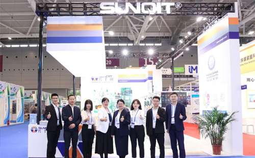 兴千田展会合影3 兴千田展会合影3