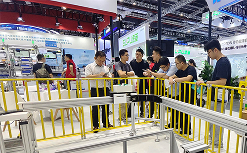 什么是轨道智能输送系统? 什么是轨道智能输送系统?