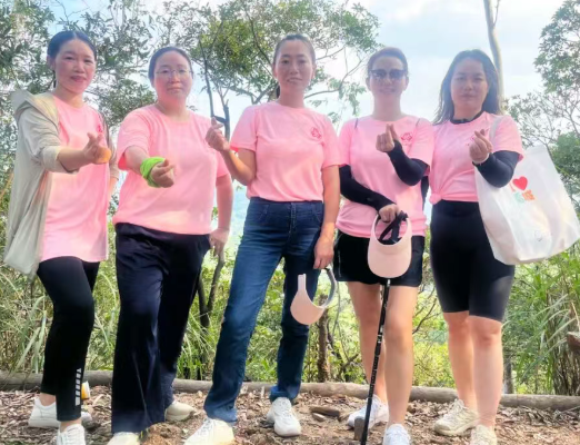 2025澳网门票官方网站女职工参加兴富社区“健步新征程,巾帼绽芳华”徒步活动6 2025澳网门票官方网站女职工参加兴富社区“健步新征程,巾帼绽芳华”徒步活动6